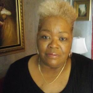 Meet your Posher, Liz